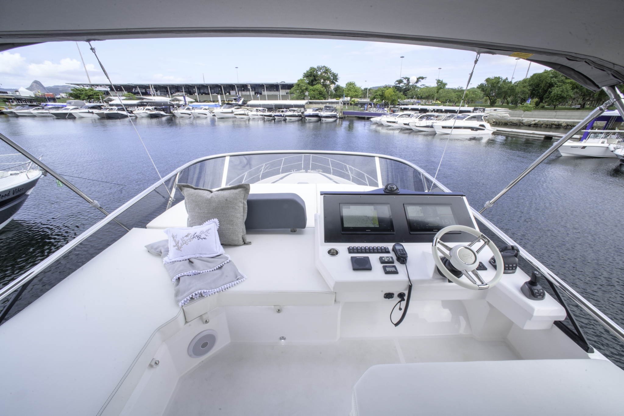 Sessa F48 INT_VAZ6396