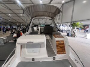 ventura_v300_crossover_8268 (1)